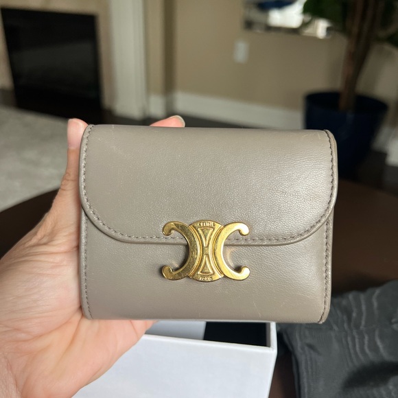💯 Authentic tromphe gray/neutral wallet - Picture 8 of 10